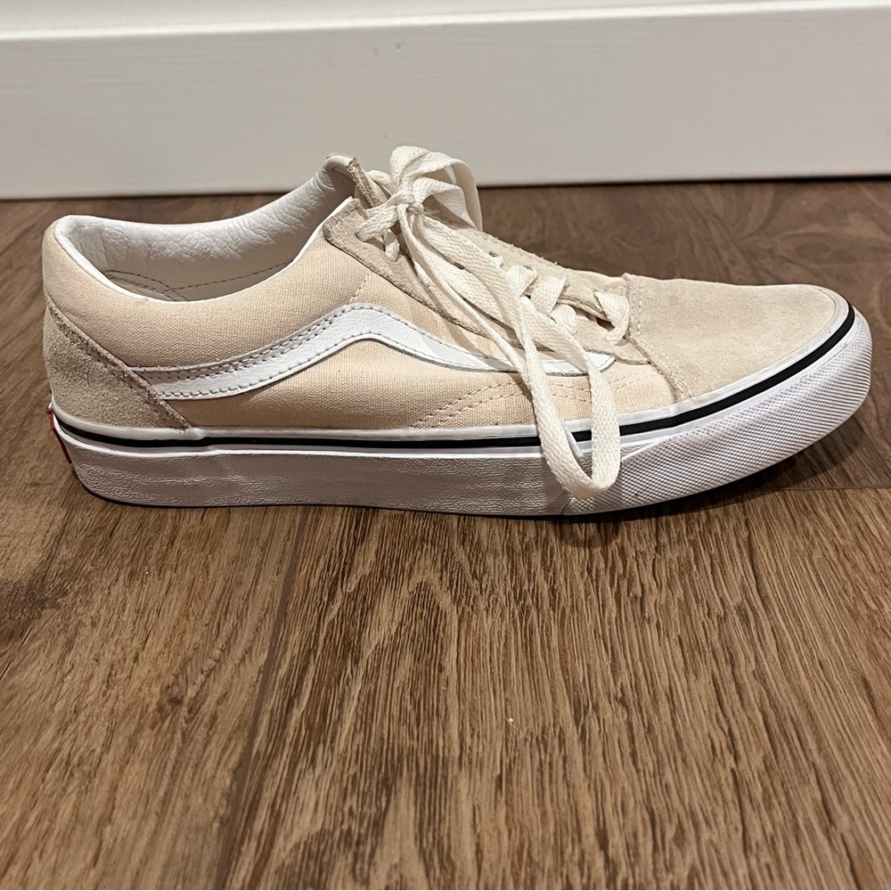 Vans Creme Suede Old Skool Sneakers - Picture 10 of 13